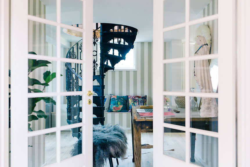 Innerdörrar med Frostat Glas - En Elegant Lösning för Ditt Hem () Innerdörrar med Frostat Glas - En Elegant Lösning för Ditt Hem