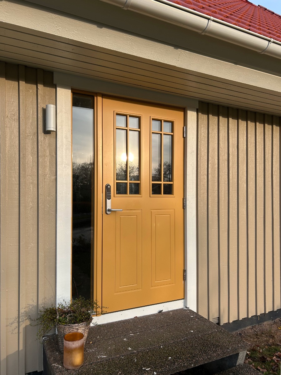 Bleckhall Lidingö Glas med Sidoljus Helglas